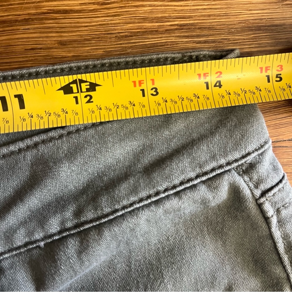 Aeropostale micro shorts 8 high waisted midi army green - Picture 6 of 8